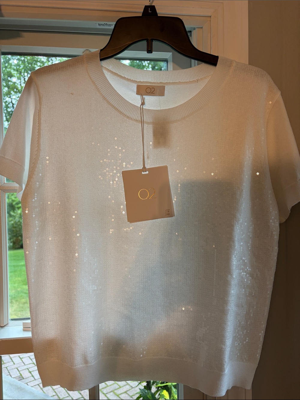 Q2 white Crewneck Short Sleeve Knit with Subtle Shine with sequins